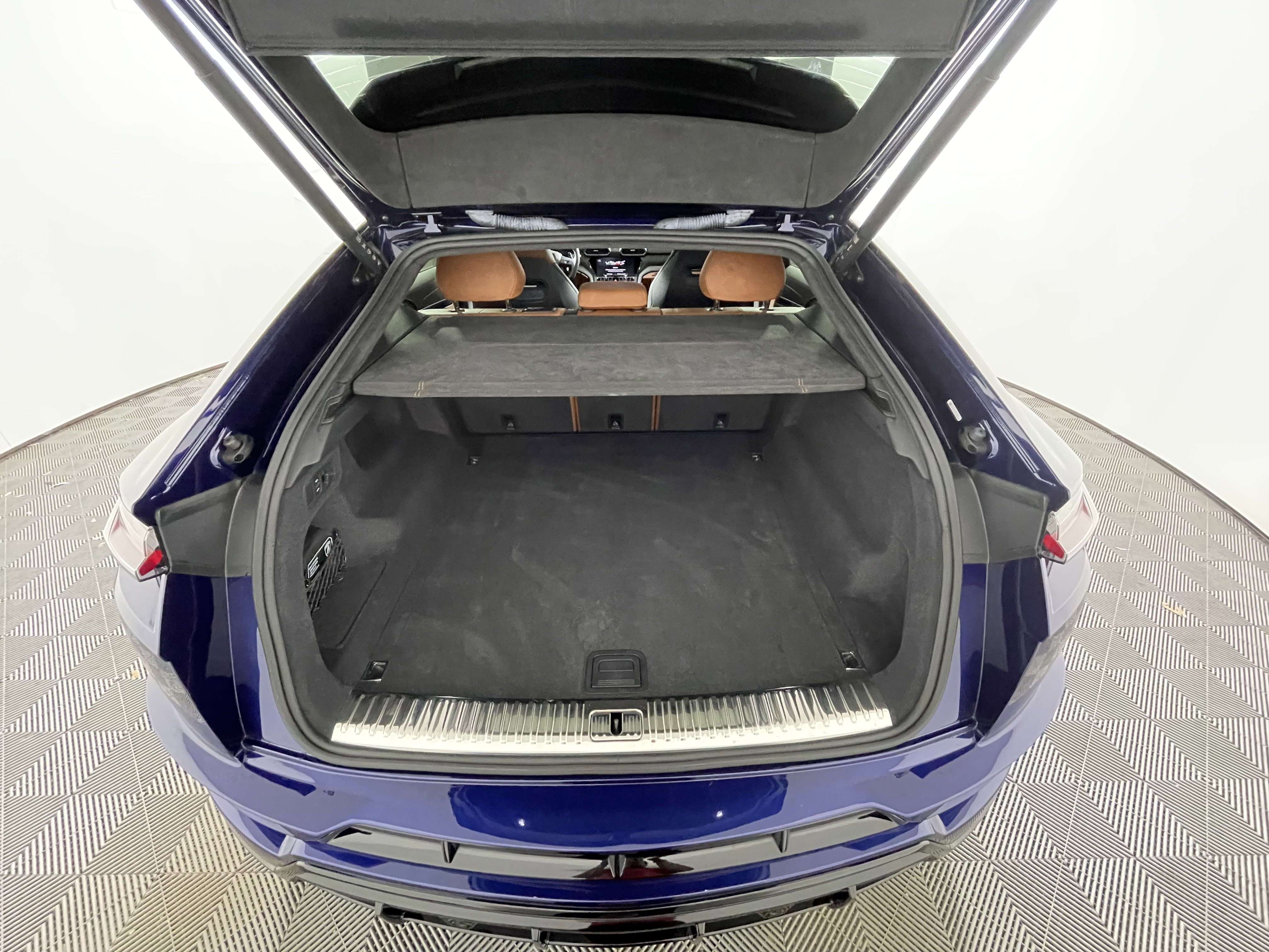 Used 2024 Lamborghini Urus S image 19