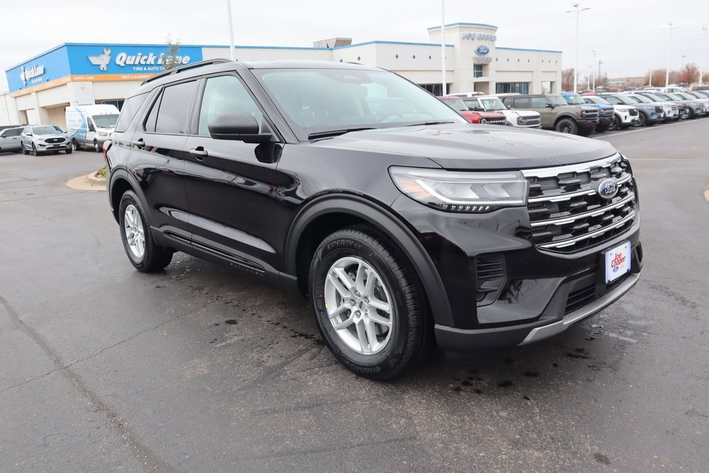 New 2026 Ford Explorer Active image 1