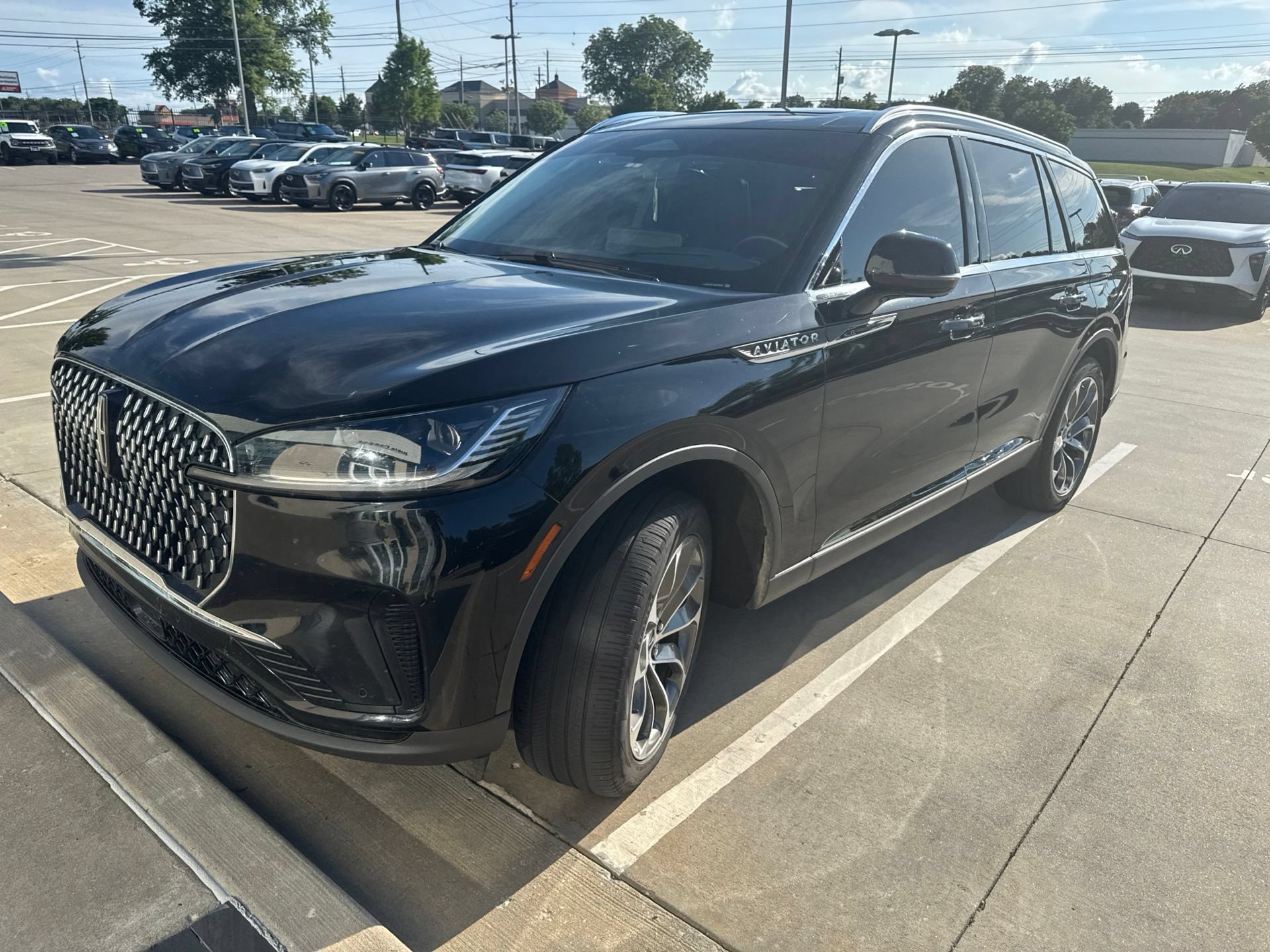 Used 2025 Lincoln Aviator Reserve w/ Illumination Package