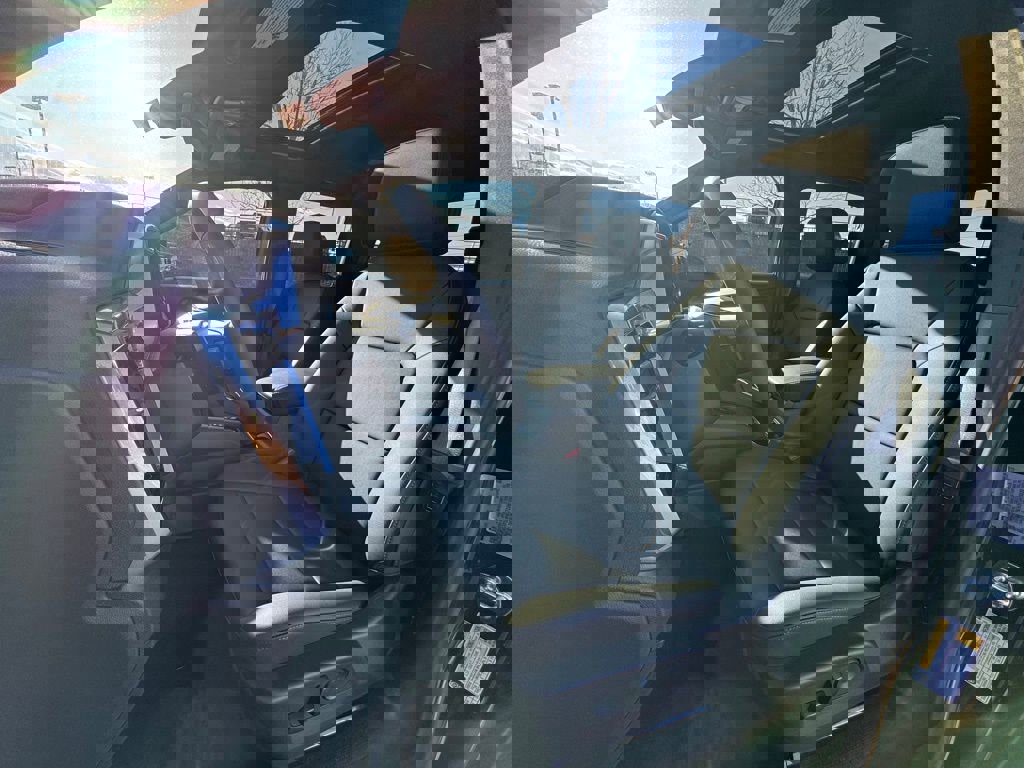 New 2026 GMC Canyon Elevation w/ Convenience Package image 5