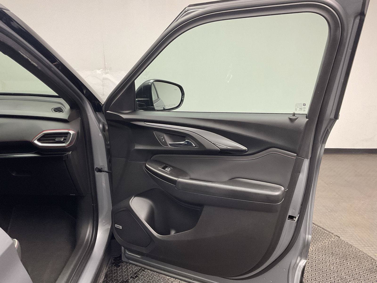 Certified 2023 Chevrolet TrailBlazer RS w/ Sun and Liftgate Package FWD image 22