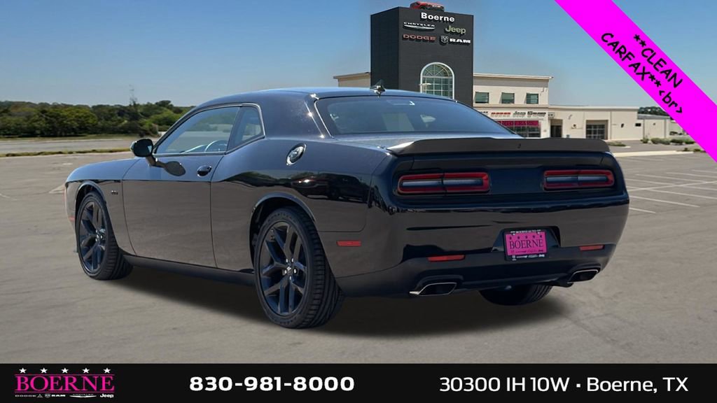 Used 2023 Dodge Challenger R/T w/ Plus Package image 5