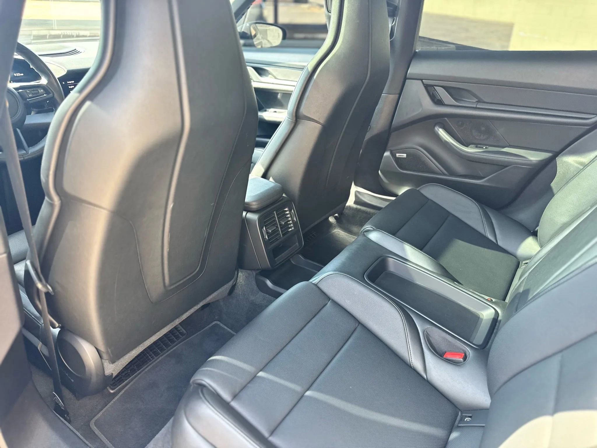 Used 2020 Porsche Taycan 4S w/ Premium Package image 16