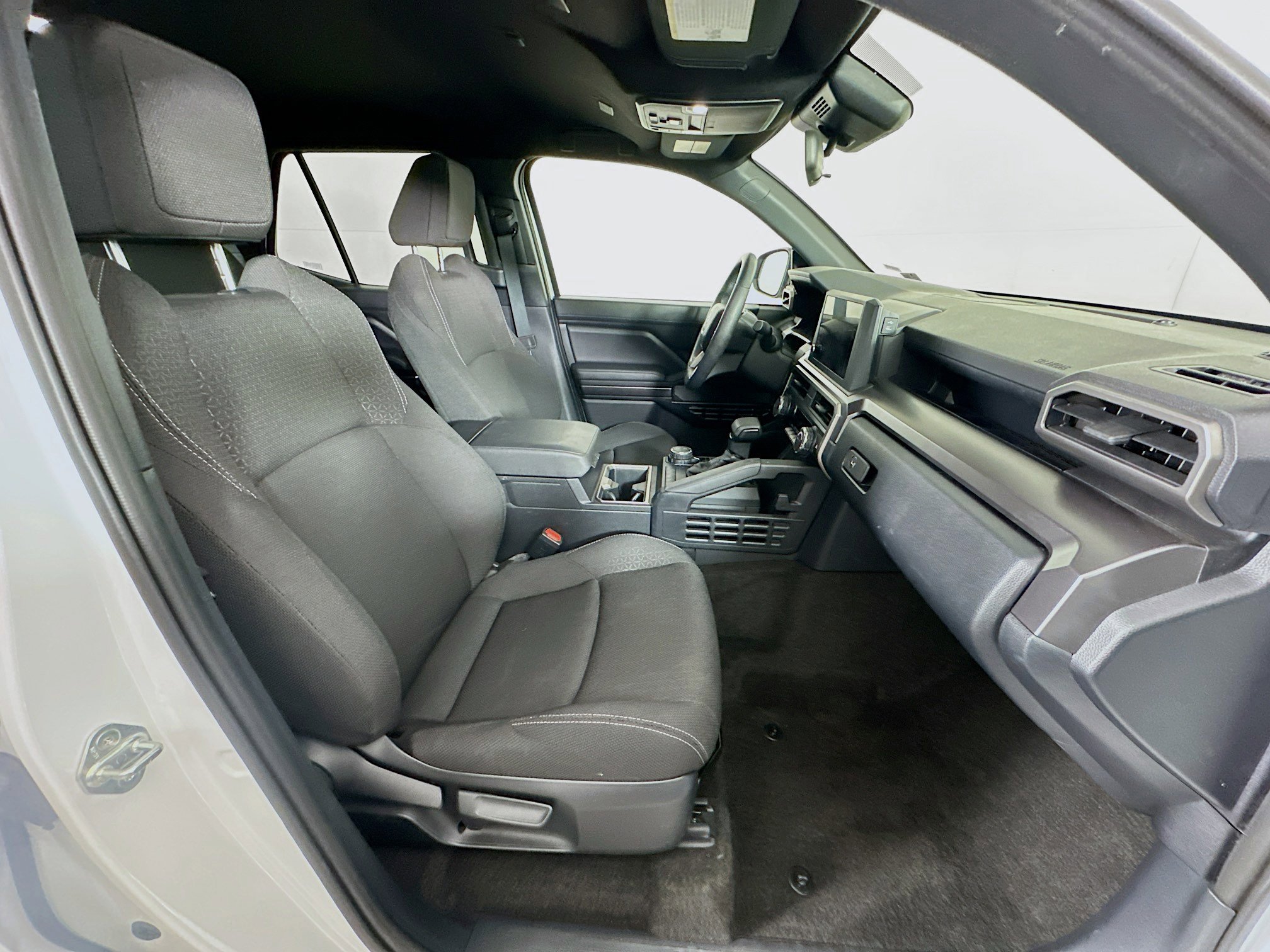 Used 2025 Toyota 4Runner SR5 image 29