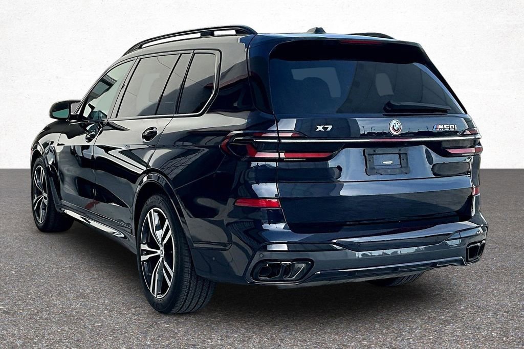 Used 2023 BMW X7 M60i AWD/4WD image 5