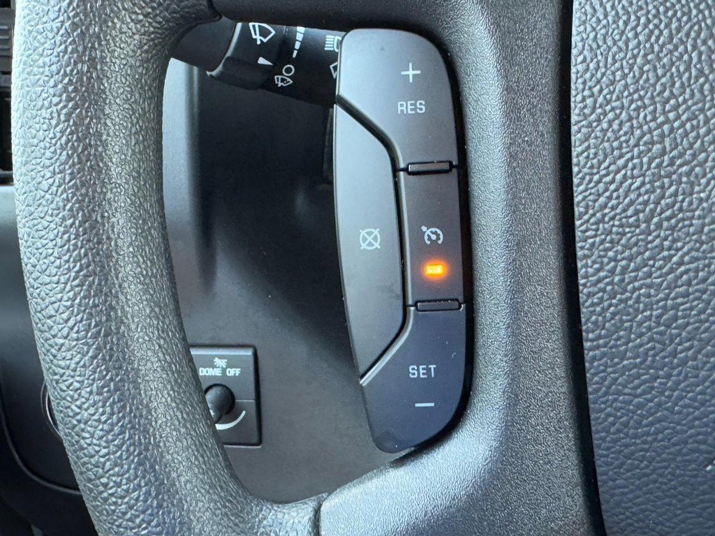 Used 2025 Chevrolet Express 3500 LT w/ LT Preferred Equipment Group RWD image 21