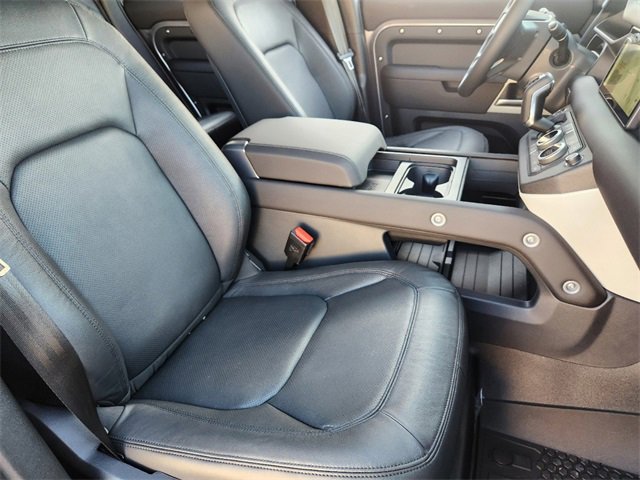 New 2024 Land Rover Defender 110 S image 14