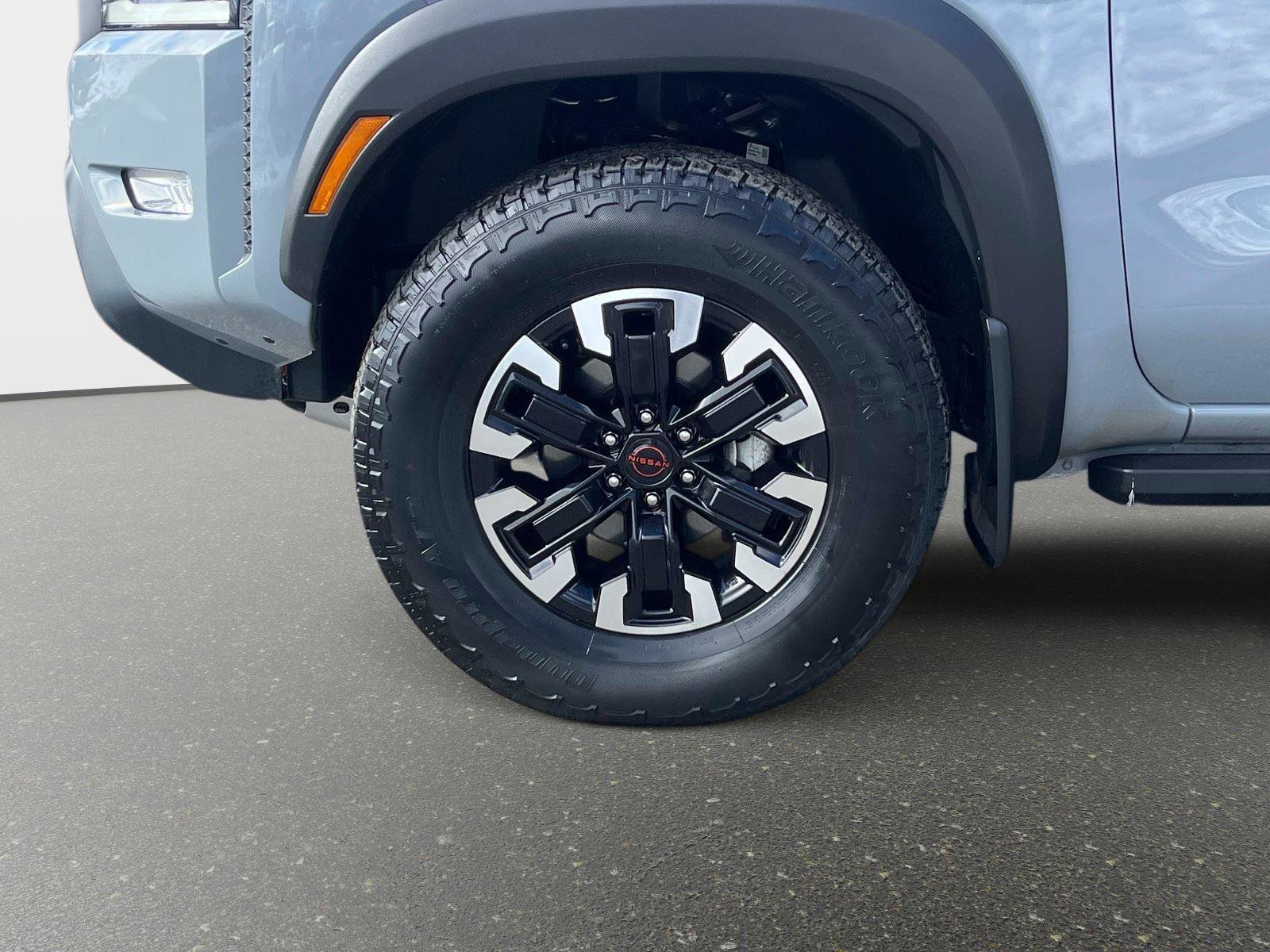 Certified 2023 Nissan Frontier PRO-4X w/ Technology Package image 9