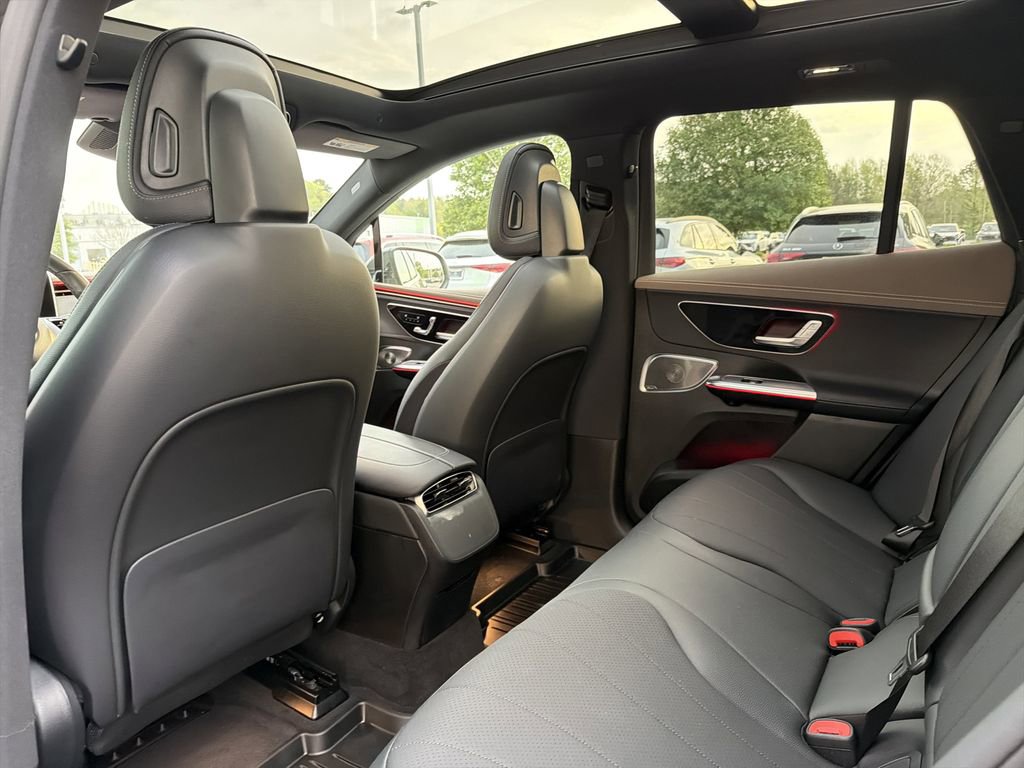 Used 2023 Mercedes-Benz EQE 350+ SUV image 12