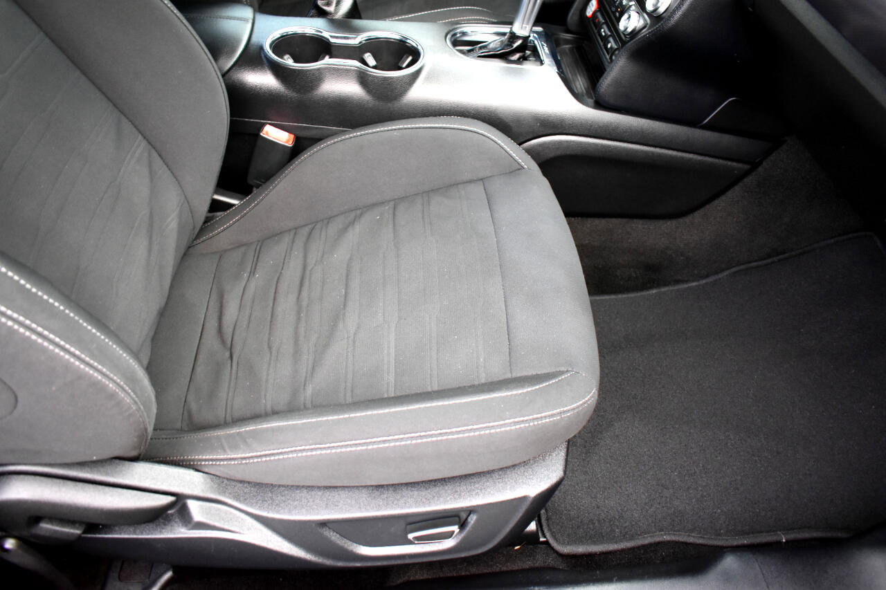 Used 2017 Ford Mustang GT image 28
