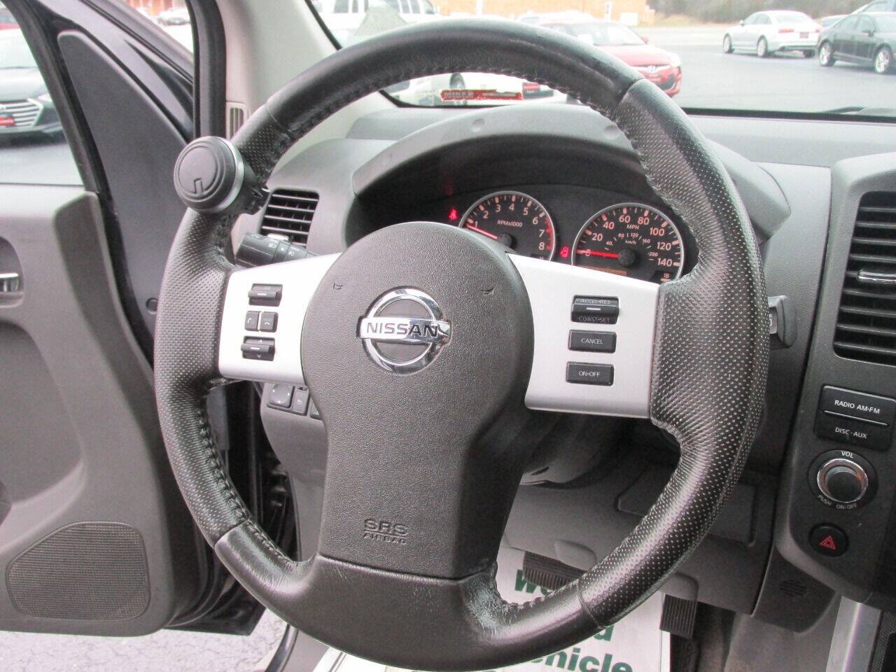 Used 2012 Nissan Pathfinder Silver w/ DVD Entertainment Pkg AWD/4WD image 28