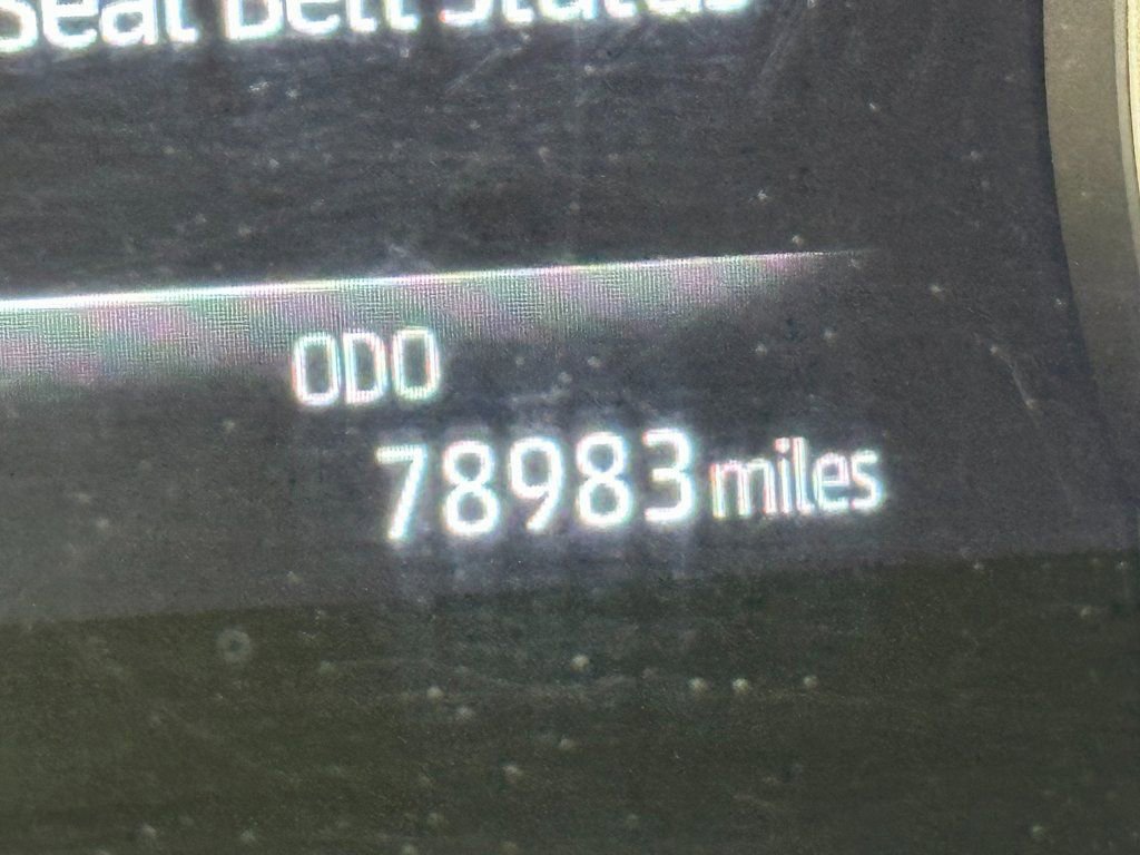 Used 2020 Toyota Highlander Limited image 29