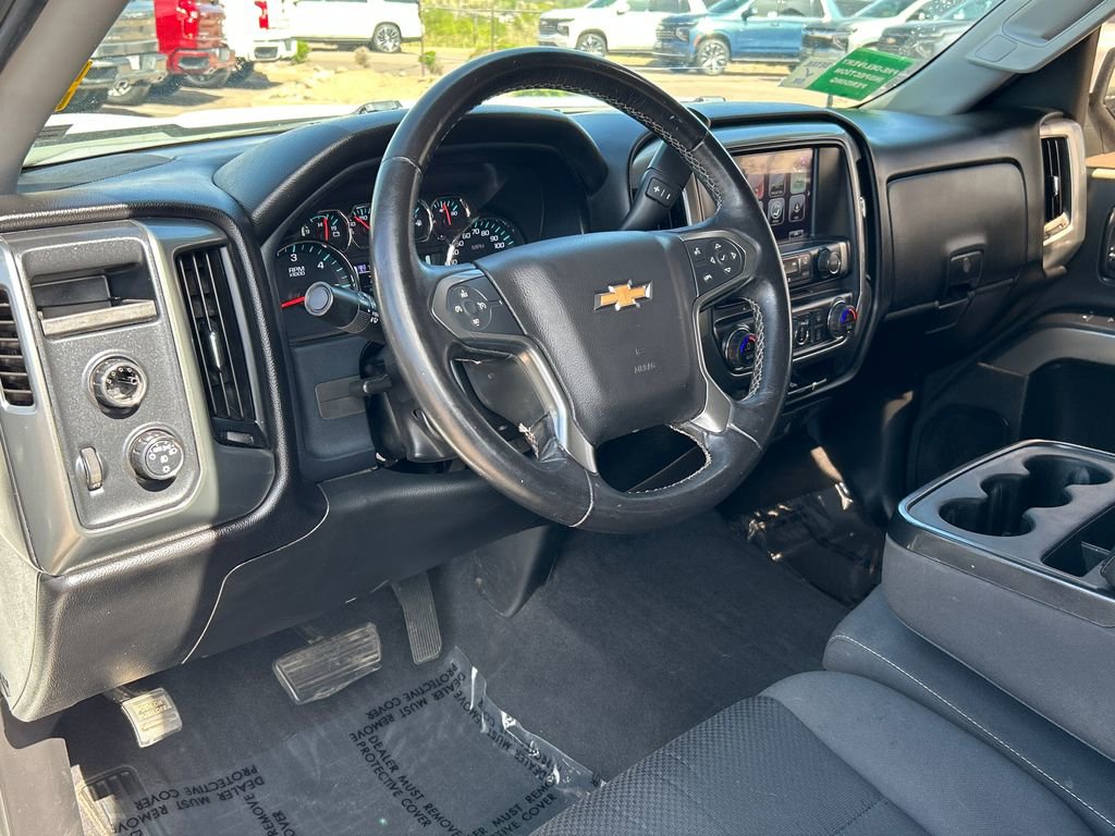 Used 2018 Chevrolet Silverado 1500 LT w/ Texas Edition AWD/4WD image 6
