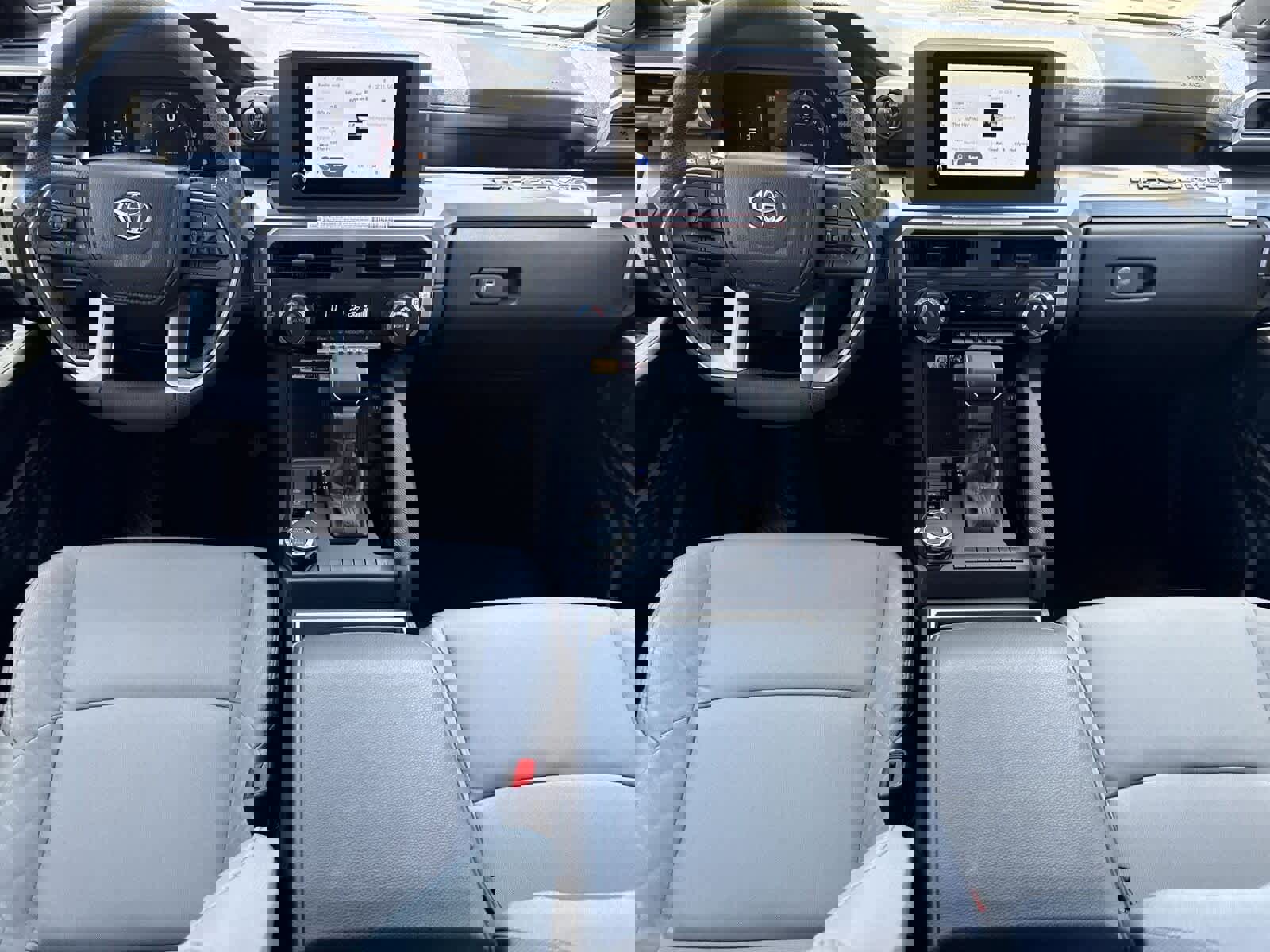 Used 2025 Toyota Tacoma SR5 image 13