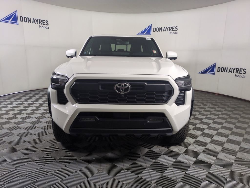 Used 2024 Toyota Tacoma TRD Off-Road w/ TRD Off Road Premium Package AWD/4WD image 11