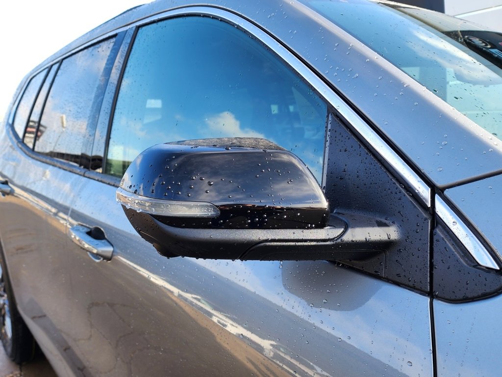 New 2026 GMC Acadia Elevation image 11