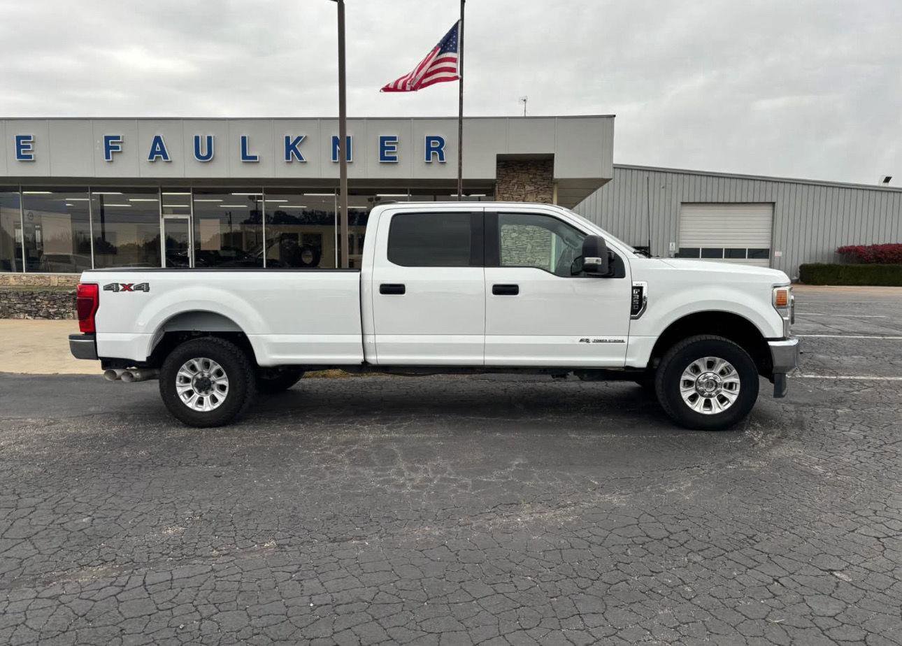 Used 2022 Ford F350 XLT AWD/4WD image 5