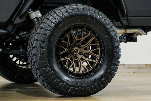 Used 2025 Jeep Gladiator Rubicon w/ Safety Group AWD/4WD image 62