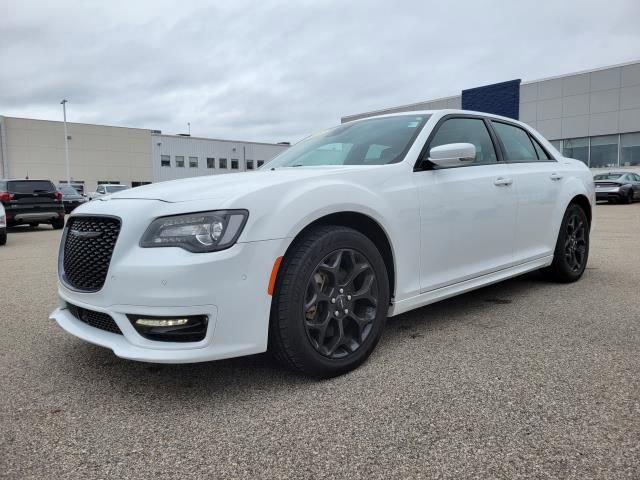 Used 2023 Chrysler 300 Touring L w/ Popular Equipment Group image 32