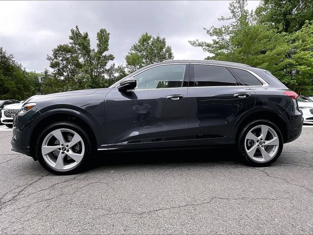 Used 2025 Audi Q5 Premium w/ Premium Plus AWD/4WD image 3