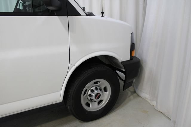 New 2026 GMC Savana 2500 w/ Driver Convenience Package RWD image 35