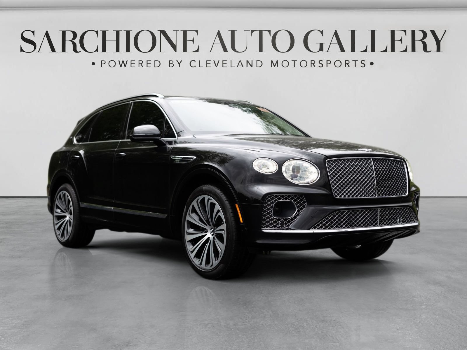Used 2021 Bentley Bentayga w/ First Edition Specification AWD/4WD image 13