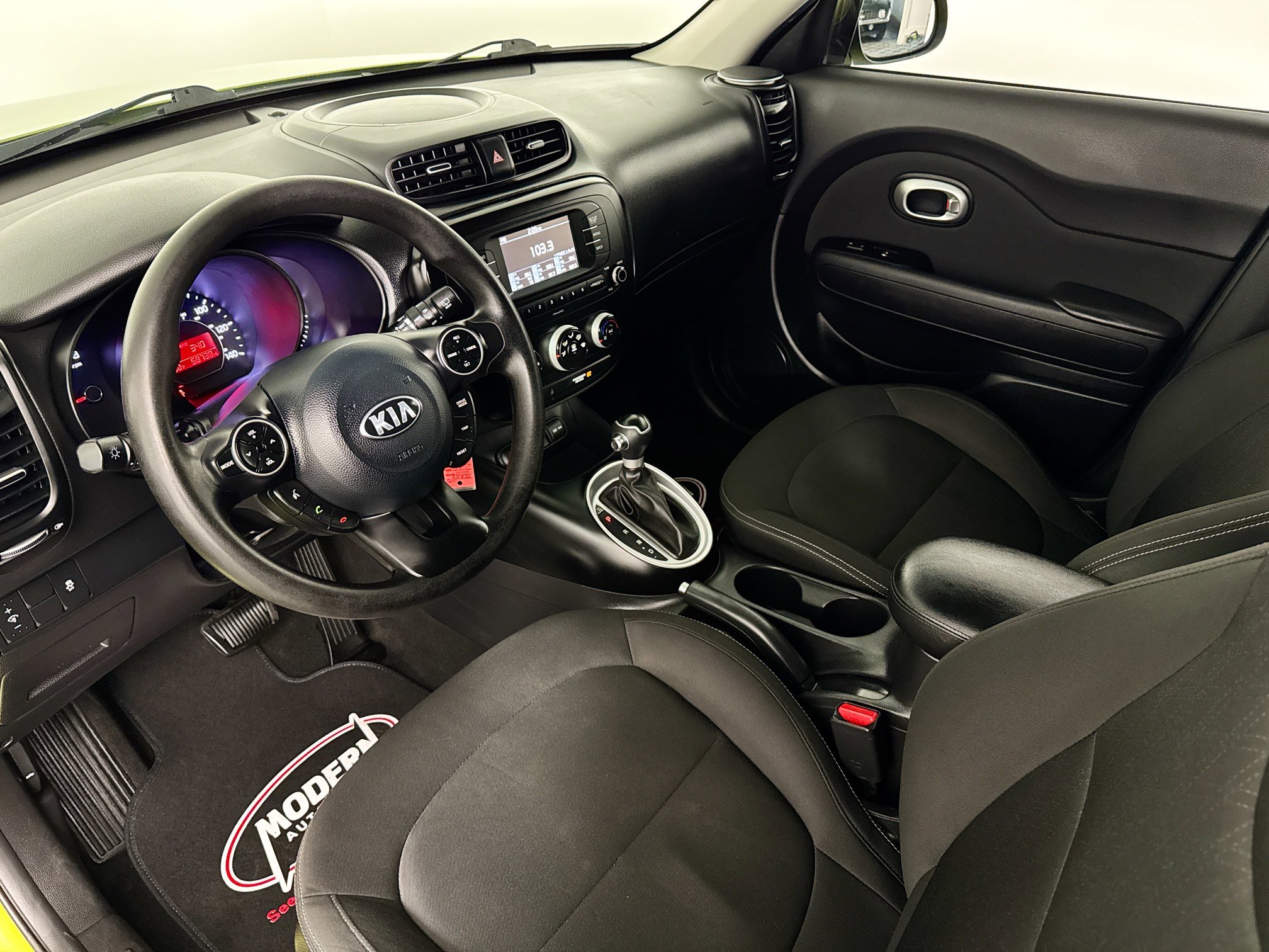 Used 2018 Kia Soul FWD image 15