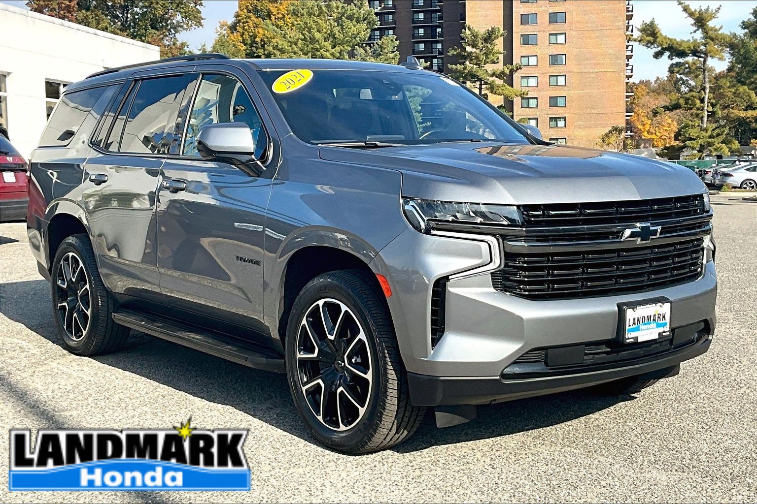 Used 2021 Chevrolet Tahoe RST AWD/4WD image 11