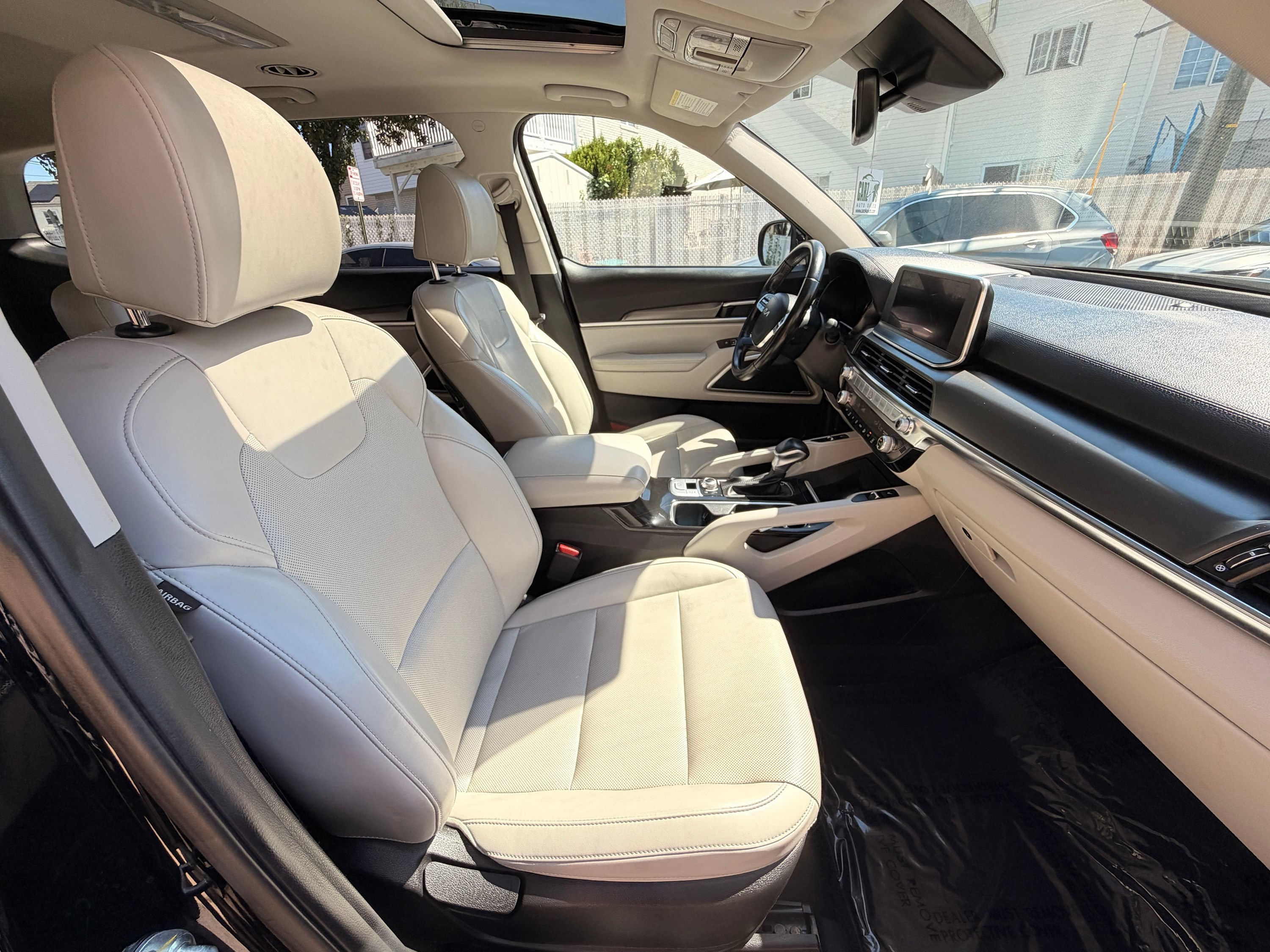 Used 2022 Kia Telluride S AWD/4WD image 25