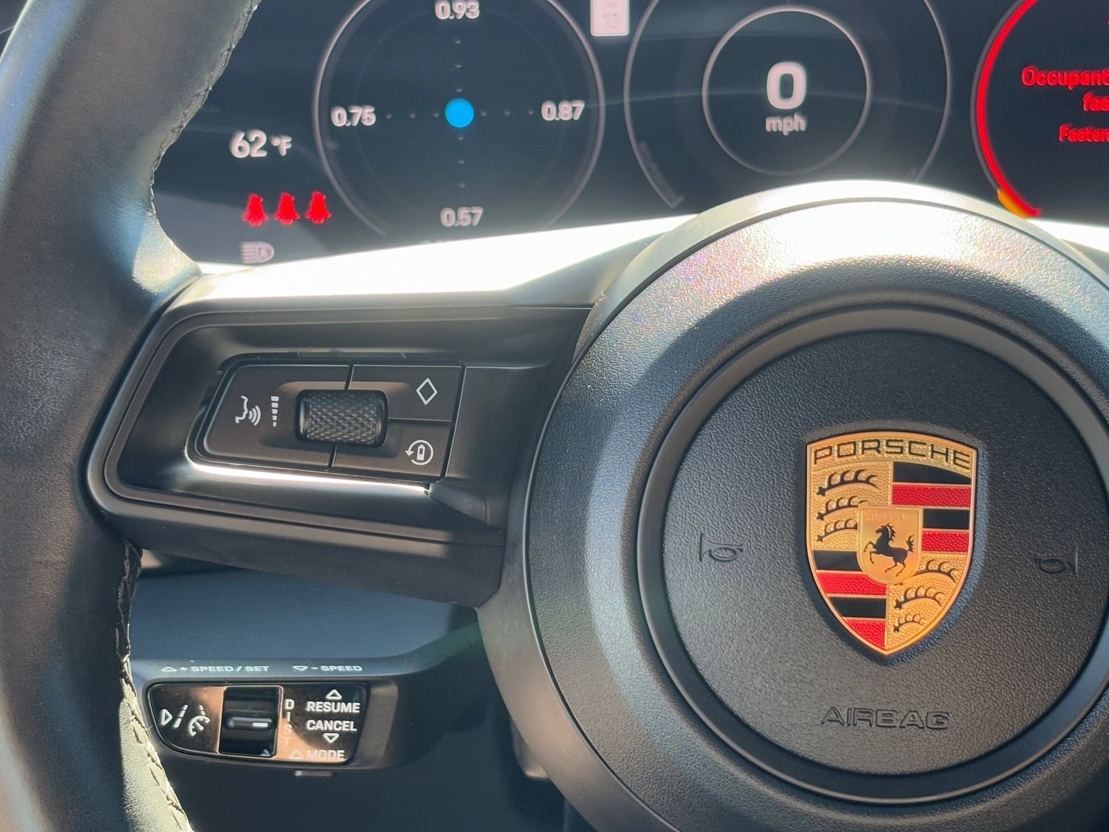 Used 2023 Porsche Taycan image 21