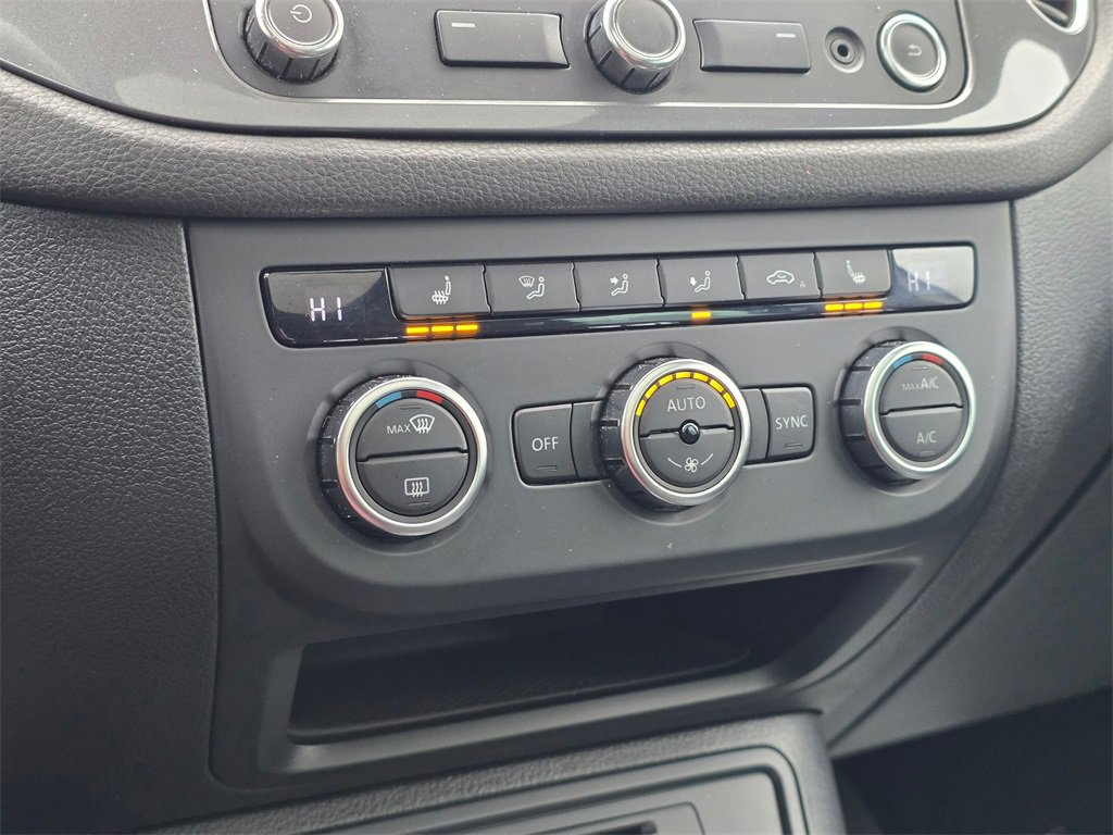 Used 2014 Volkswagen Tiguan R-Line image 21