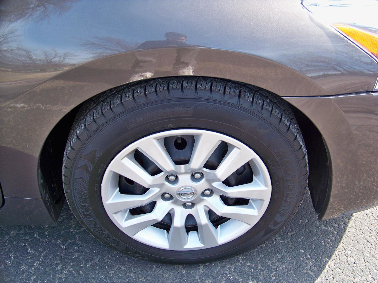 Used 2013 Nissan Altima 2.5 S image 16