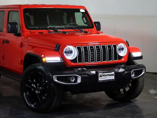 Used 2025 Jeep Wrangler Unlimited Sahara AWD/4WD image 6