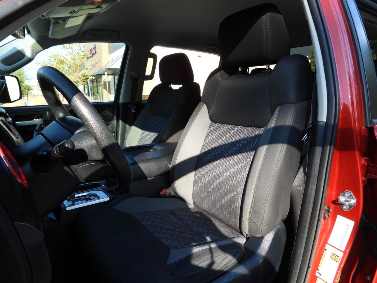 Used 2018 Toyota Tundra CrewMax SR5 w/ TRD Sport Package RWD image 65