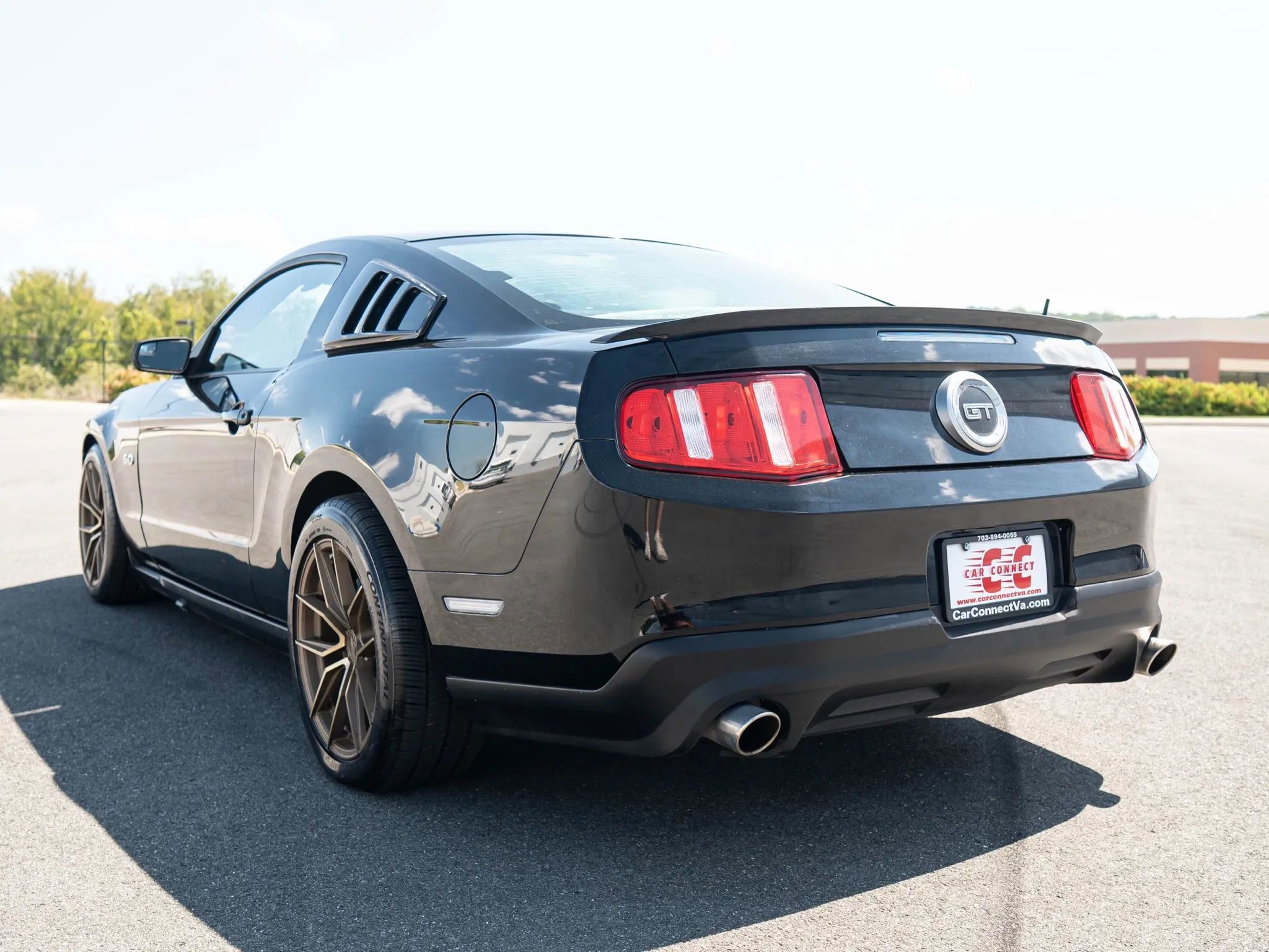 Used 2012 Ford Mustang GT w/ Brembo Brake Pkg image 4