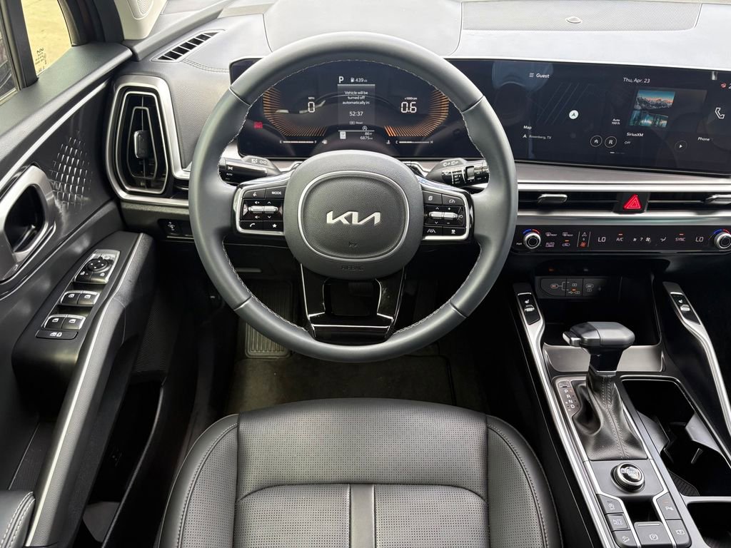 Certified 2025 Kia Sorento S w/ Panoramic Sunroof Package FWD image 18
