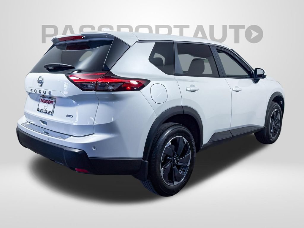 Certified 2026 Nissan Rogue SV AWD/4WD image 9