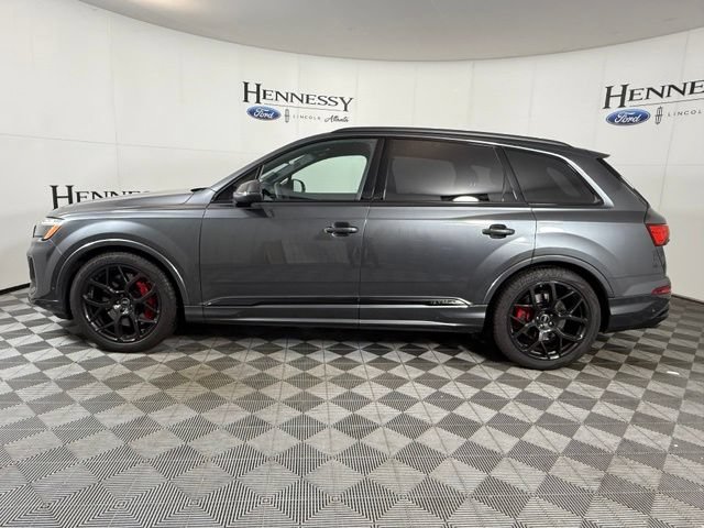 Used 2025 Audi SQ7 Prestige AWD/4WD image 3