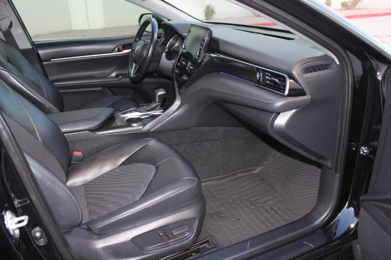 Used 2023 Toyota Camry XLE image 21