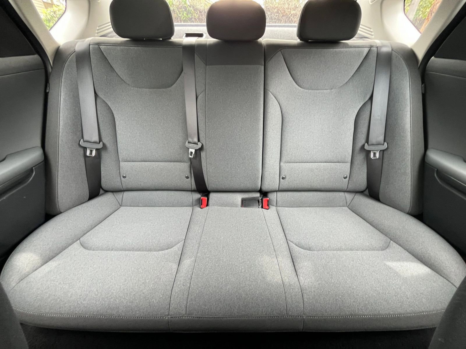 Used 2025 Kia K4 LXS image 37