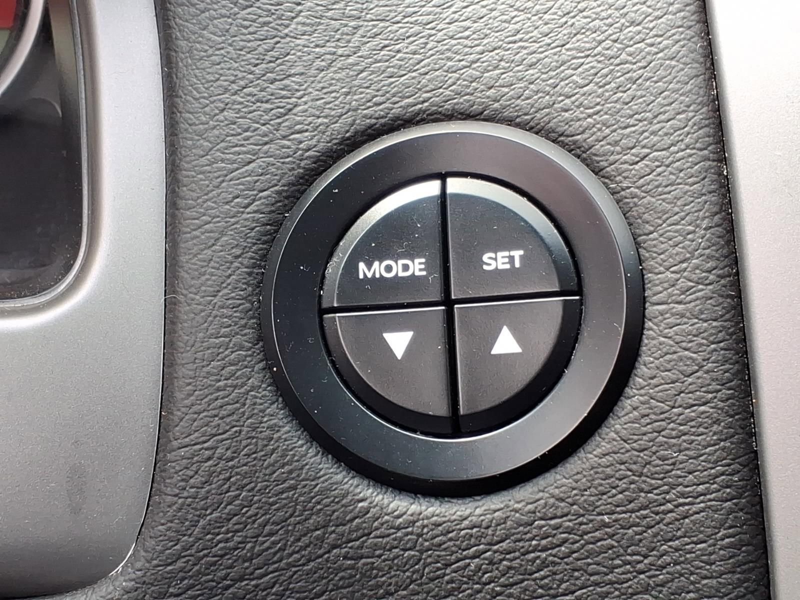 Used 2005 Pontiac GTO RWD image 16