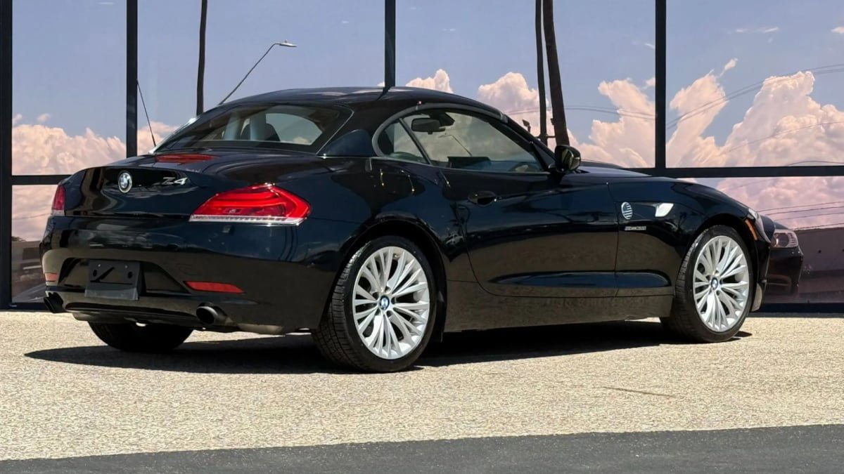 Used 2012 BMW Z4 sDrive35i image 21