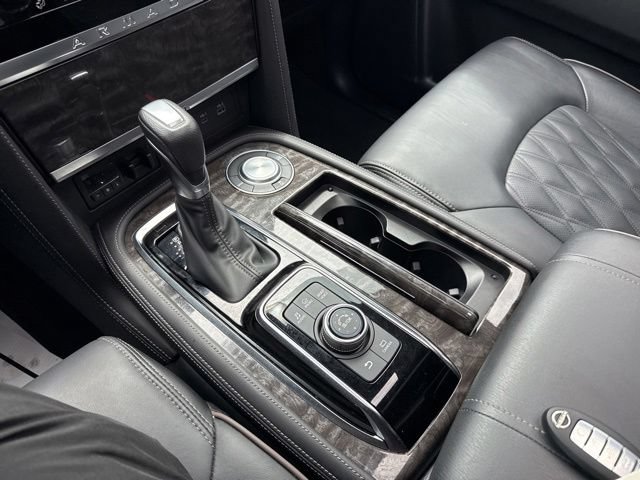 Used 2024 Nissan Armada Platinum w/ Captain's Chairs Package RWD image 40