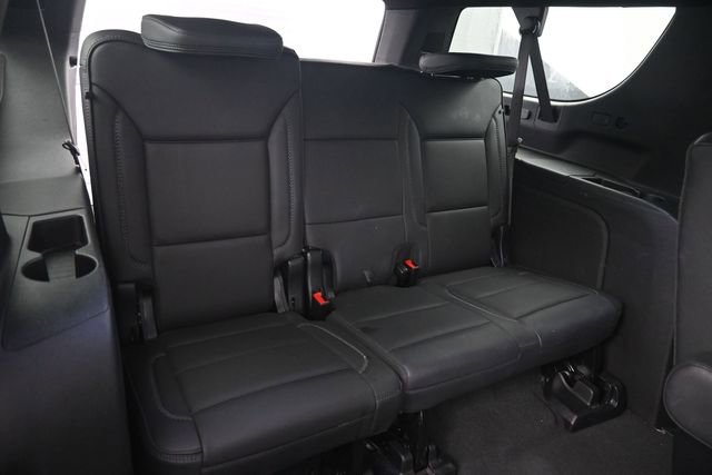 Used 2025 GMC Yukon XL Denali AWD/4WD image 9
