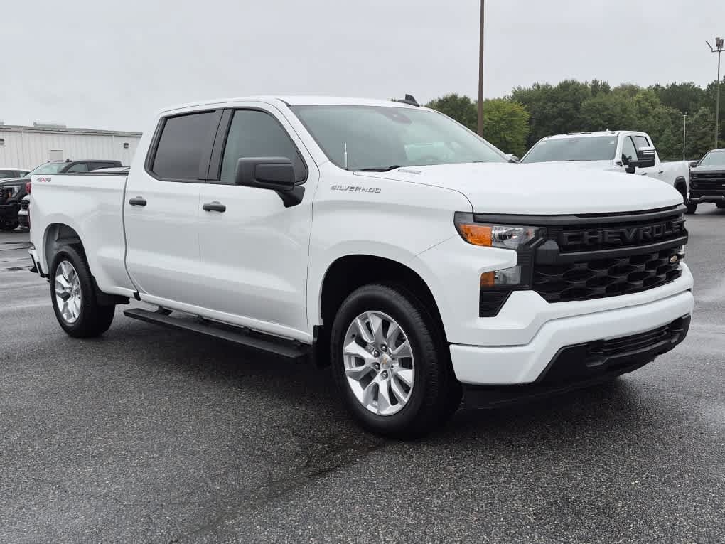 Used 2025 Chevrolet Silverado 1500 Custom AWD/4WD image 5