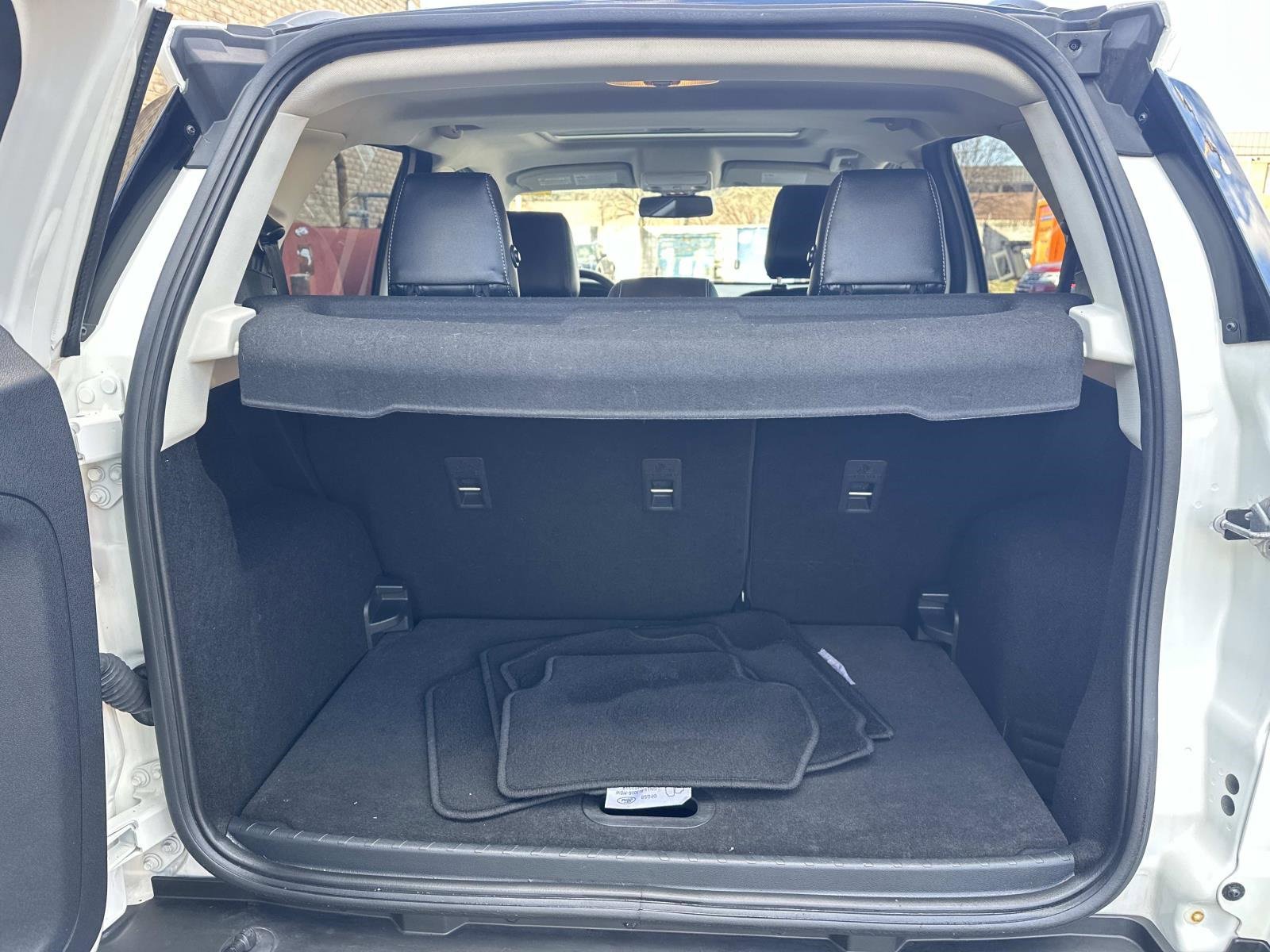 Used 2019 Ford EcoSport SES w/ SES Black Appearance Package image 8