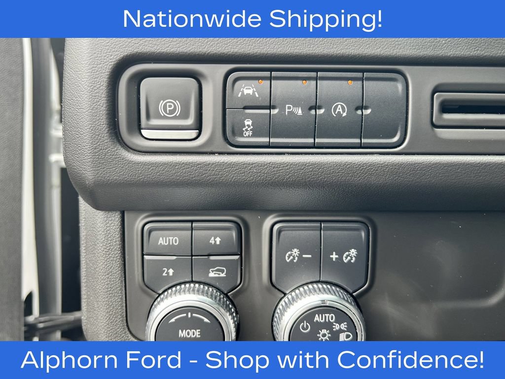 Used 2023 GMC Yukon SLT AWD/4WD image 14