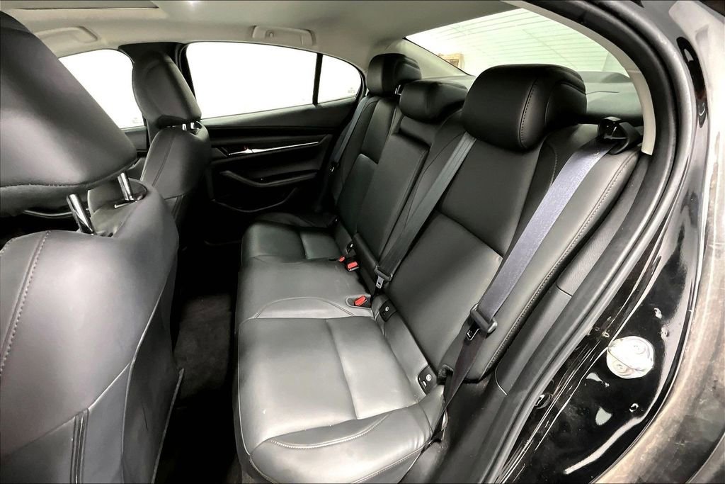 Used 2023 MAZDA MAZDA3 s image 34