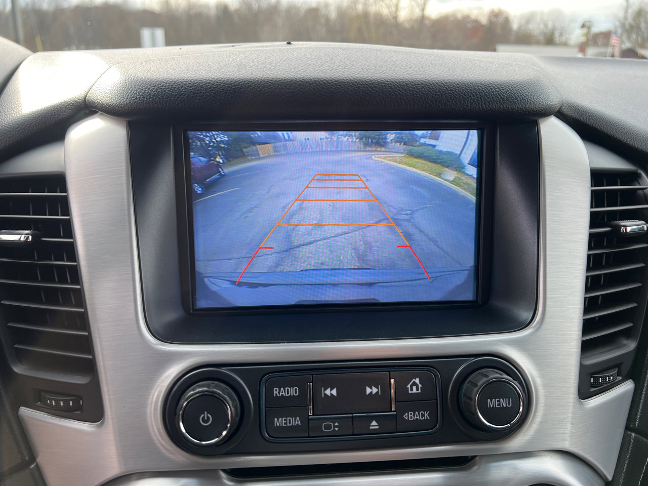 Used 2017 GMC Yukon SLE w/ SLE Value Package image 30