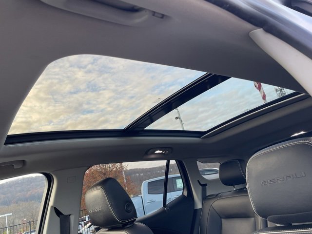 Certified 2020 GMC Terrain Denali w/ Denali Premium Package image 6